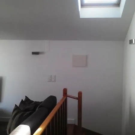 Yellow House 2 Bedroom Historic Centre A+ Location דירה