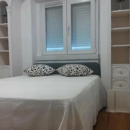 Yellow House 2 Bedroom Historic Centre A+ Location *